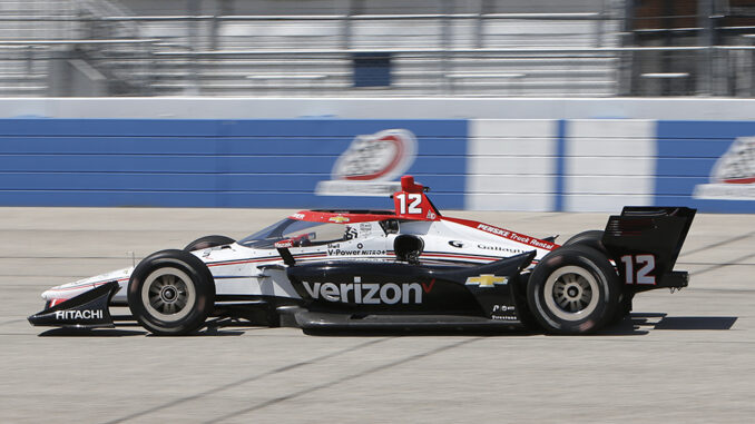 Will Power en los test de los motores híbridos en Milwuakee | Fuente: IndyCar