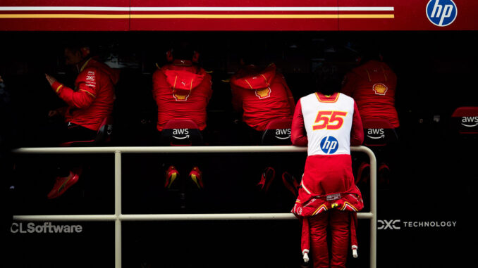 Carlos Sainz en el muro de Ferrari durante el Gran Premio de Canadá | Fuente: Scuderia Ferrari