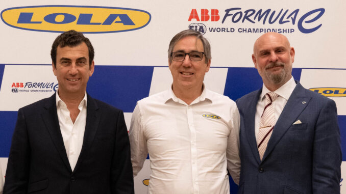 Mark Preston junto a Alberto Longo y Jeff Dodds | Fuente: Fórmula E
