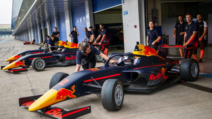 Imágenes de las pruebas organizadas por Red Bull en Jerez | Fuente: Red Bull