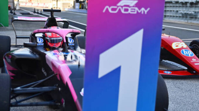 Abbi Pulling ganó la primera carreara en Zandvoort | Fuente: Getty Images