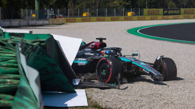 Andrea Kimi Antonelli en las protecciones de la Parabólica | Fuente: Getty Images